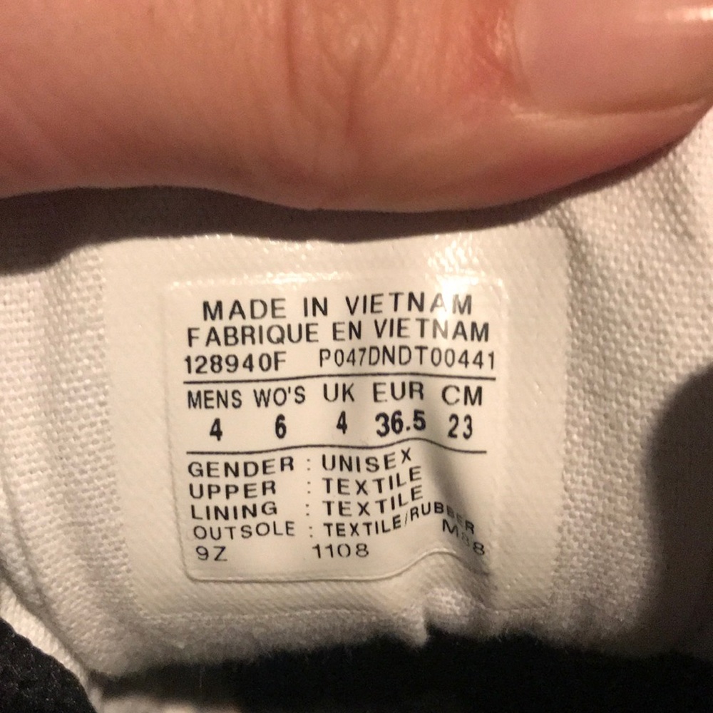 Converse - Picture 6 of 6